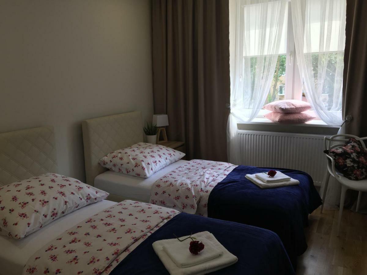 Family & Business Elegant Apartments Ul Astronautow Centrum Downtown - 3 Bedroom, Parking Kielce Exteriér fotografie