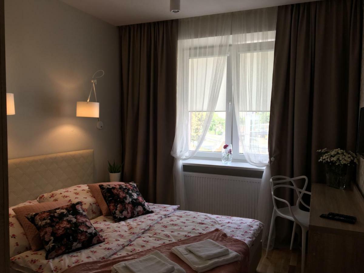 Family & Business Elegant Apartments Ul Astronautow Centrum Downtown - 3 Bedroom, Parking Kielce Exteriér fotografie