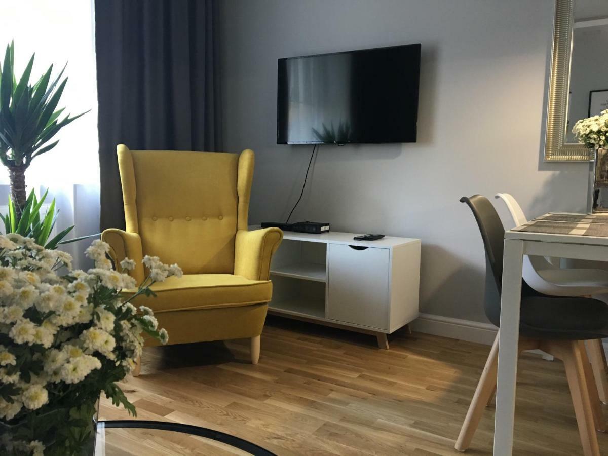 Family & Business Elegant Apartments Ul Astronautow Centrum Downtown - 3 Bedroom, Parking Kielce Exteriér fotografie